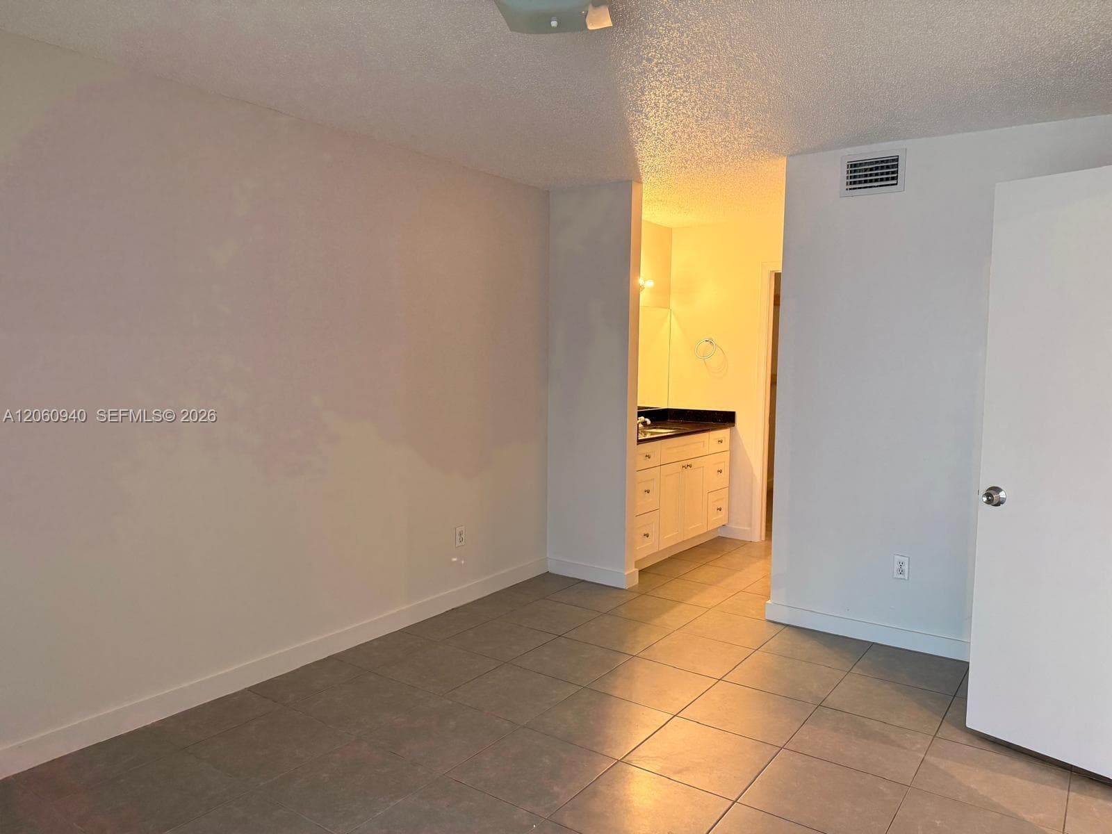 860 NE 209th Ter # 104-33, Miami, FL 33179 photo 13