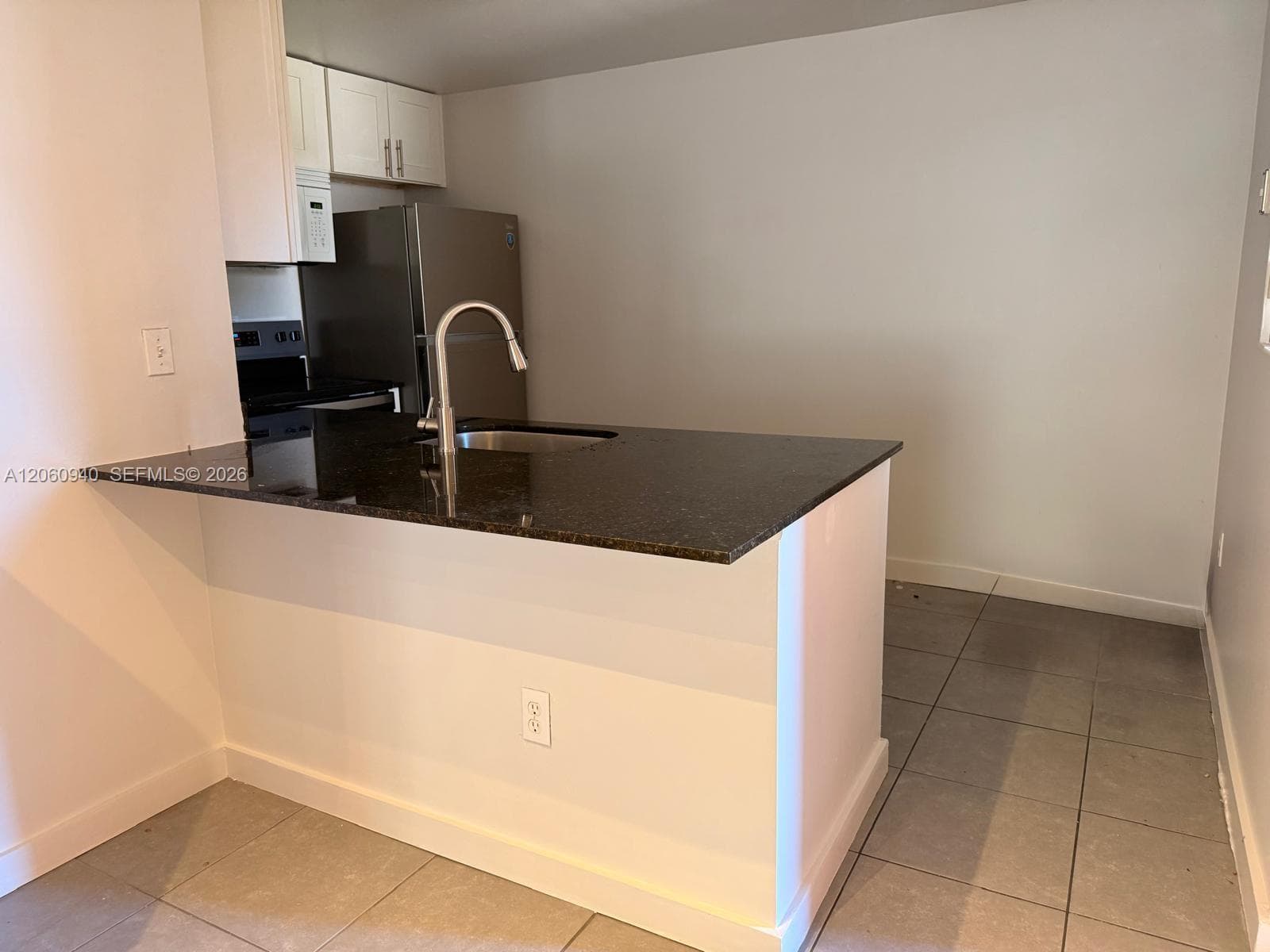 860 NE 209th Ter # 104-33, Miami, FL 33179 photo 11