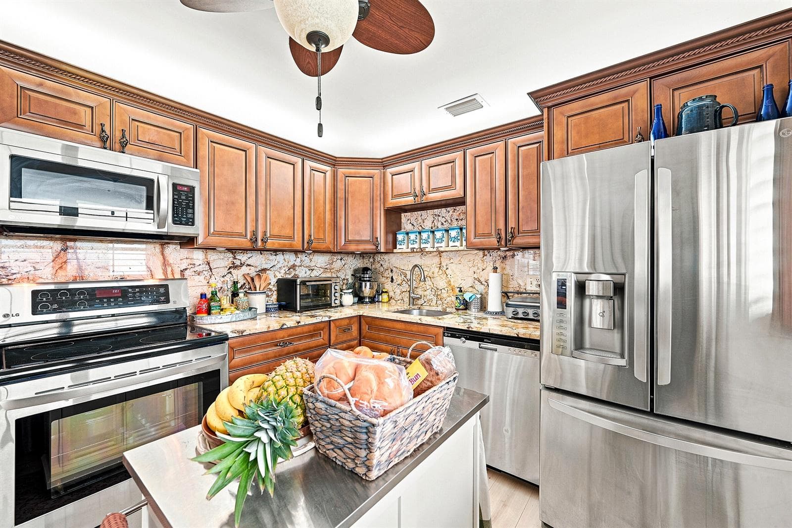8621 NW 10th Street, Plantation, FL 33322 photo 13