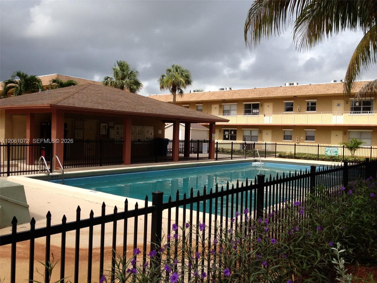 95 NE 41st St # J153, Oakland Park, FL 33334 photo 8