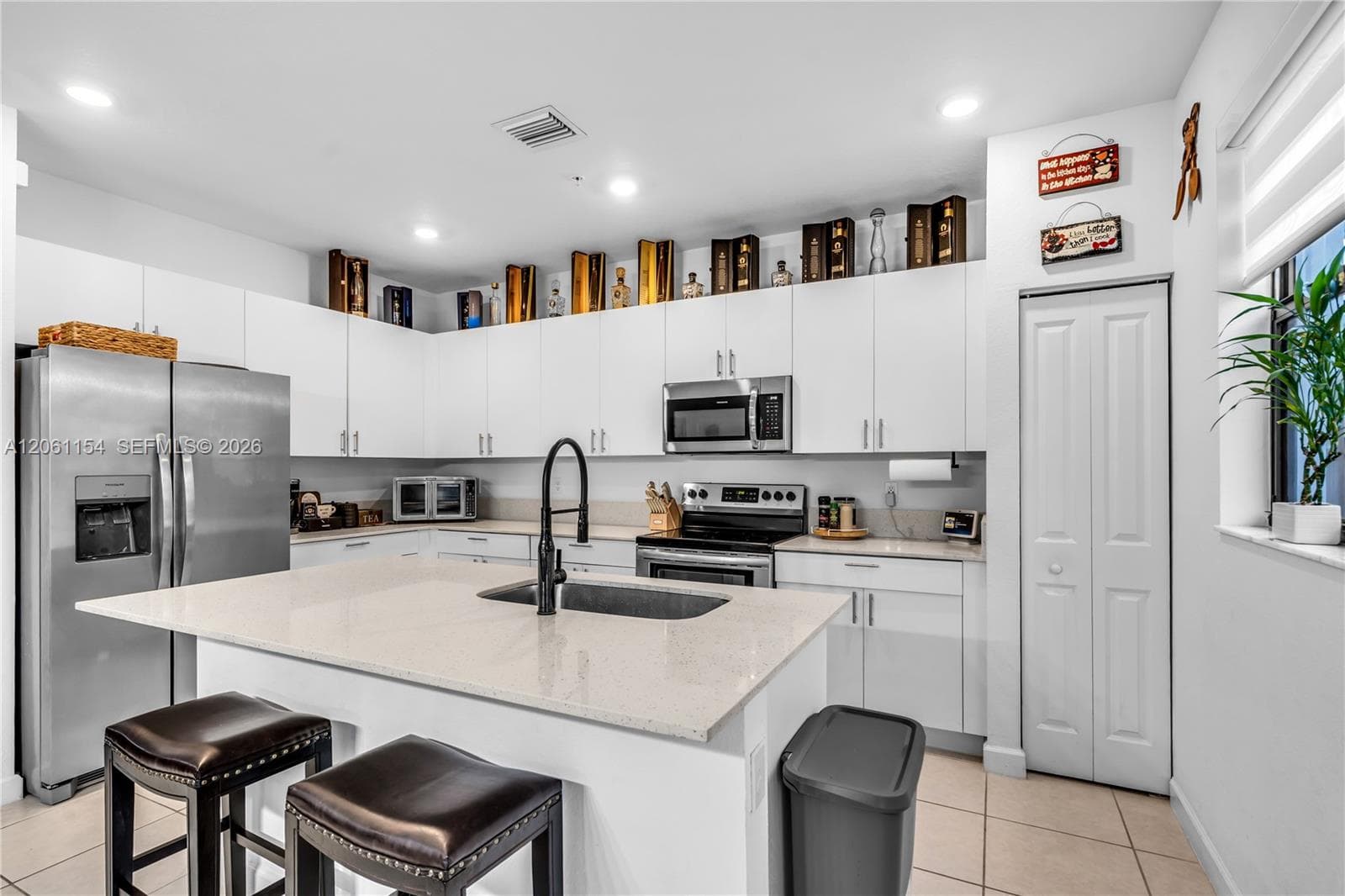 278 SW 159th Pl, Pembroke Pines, FL 33027 photo 13