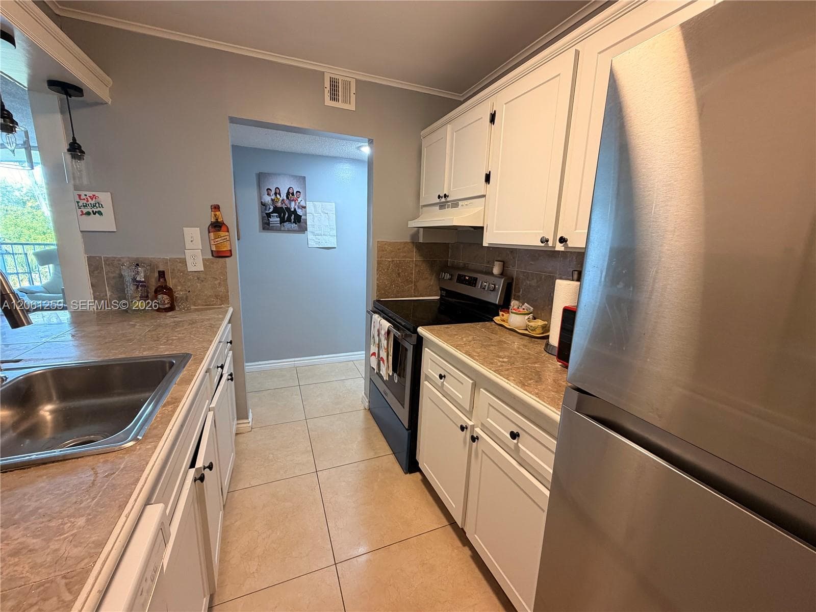 16518 NE 26th Ave # 403, North Miami Beach, FL 33160 photo 11