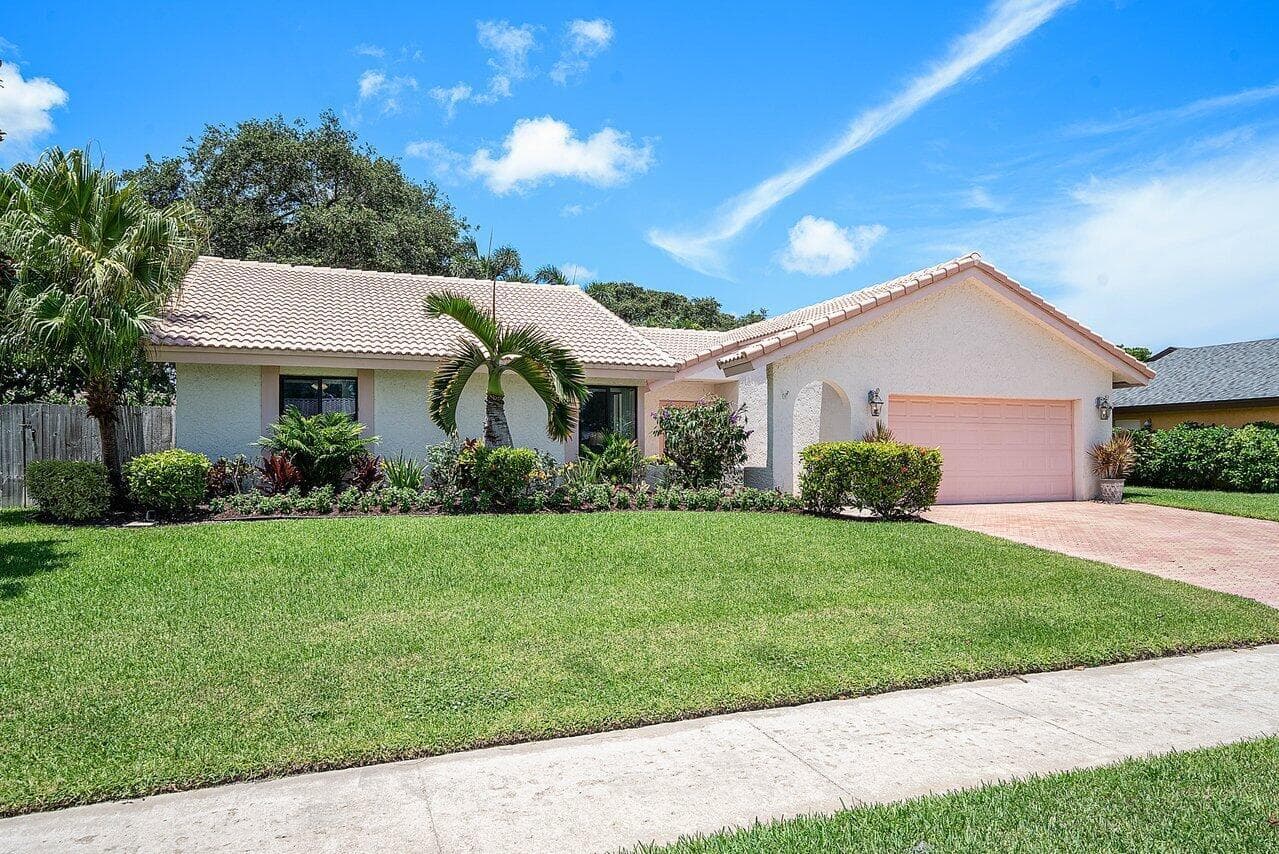 2371 NW 30th Road, Boca Raton, FL 33431 photo 2