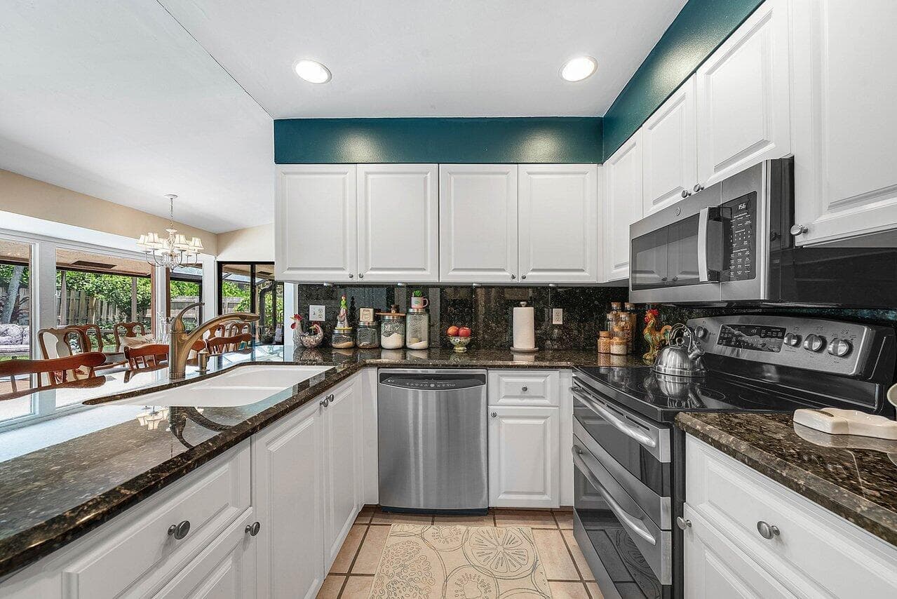 2371 NW 30th Road, Boca Raton, FL 33431 photo 11