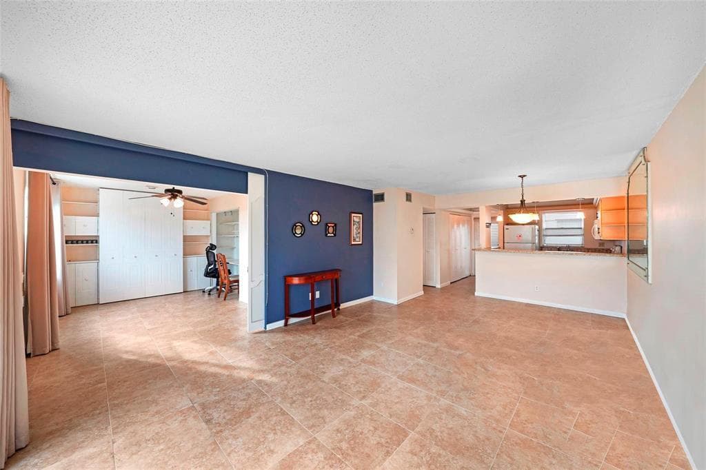 7500 NW 30th Place # 402, Sunrise, FL 33313 photo 3