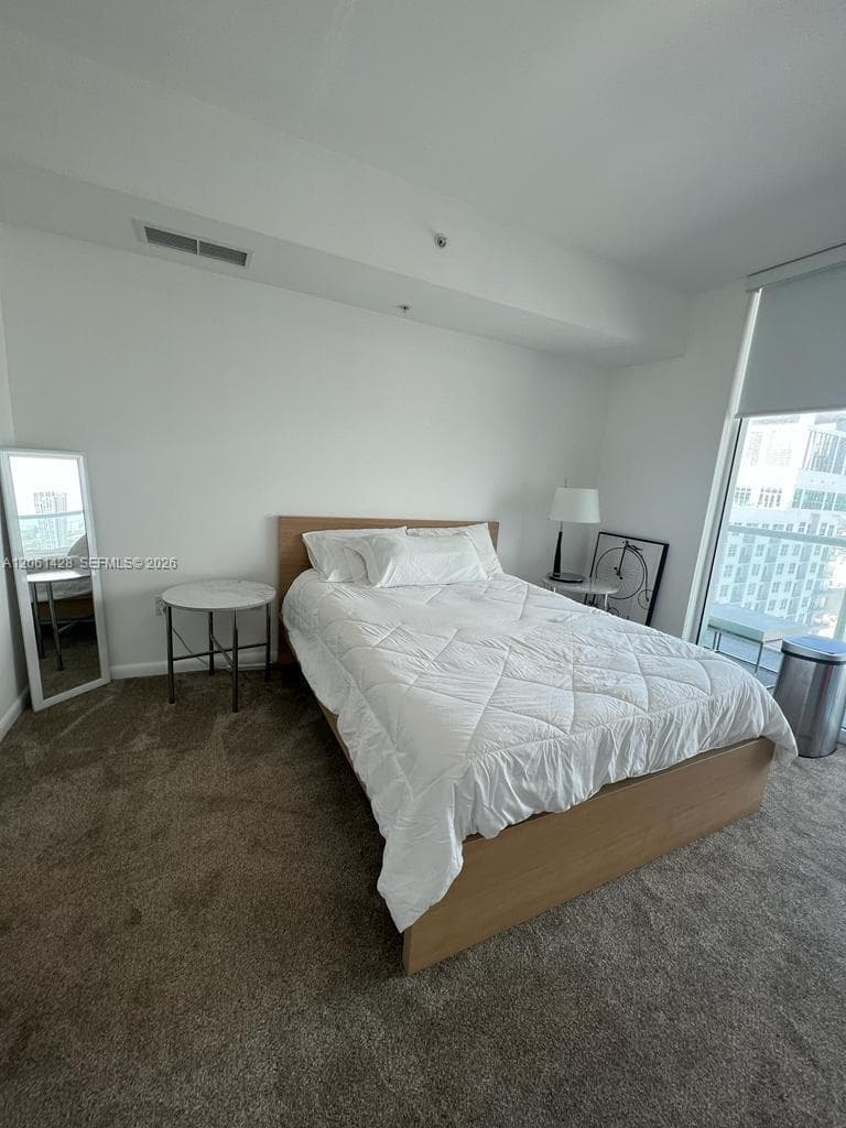253 NE 2nd St # 3806, Miami, FL 33132 photo 9