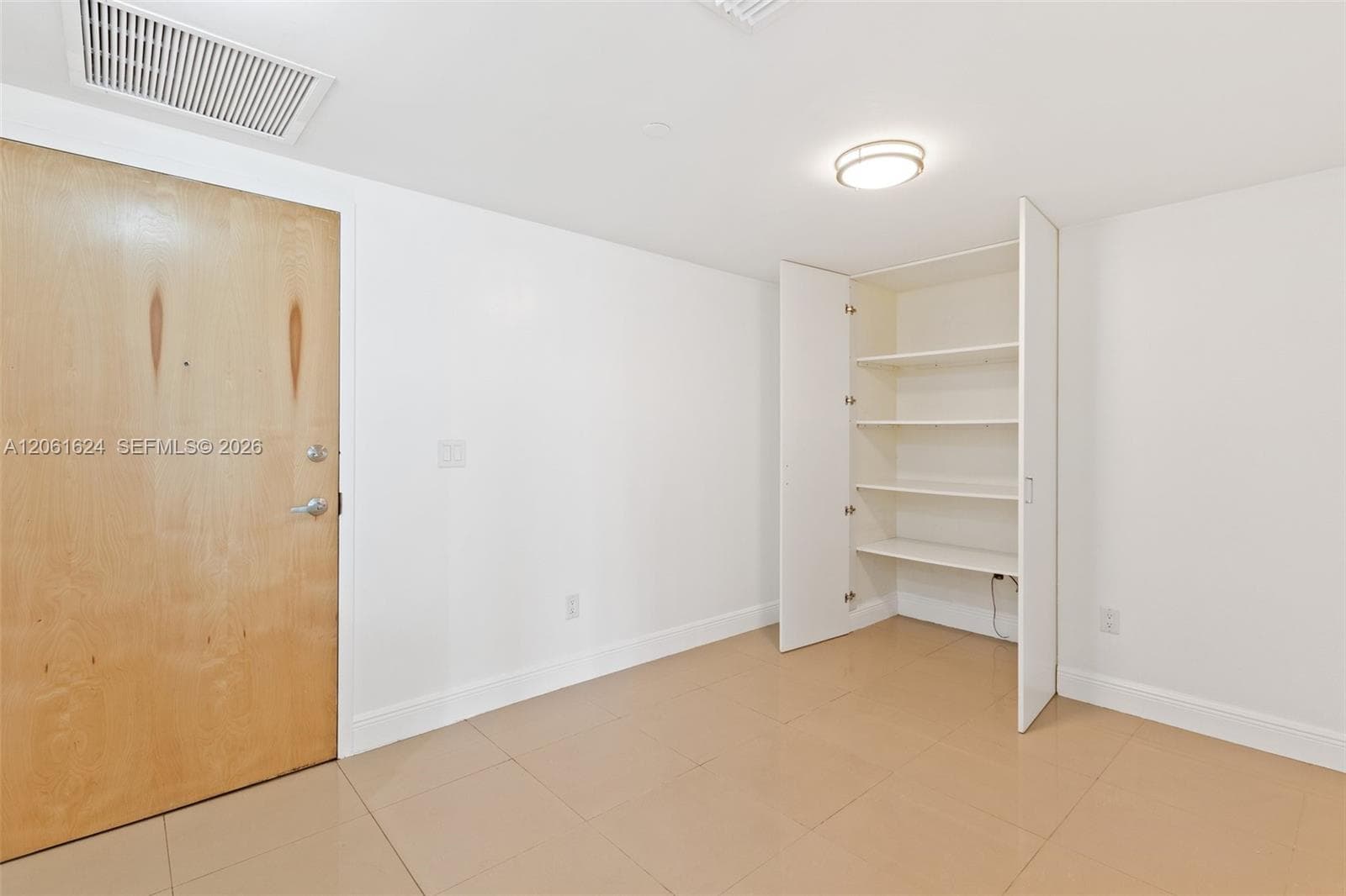 350 S Miami Ave # 1805, Miami, FL 33130 photo 6