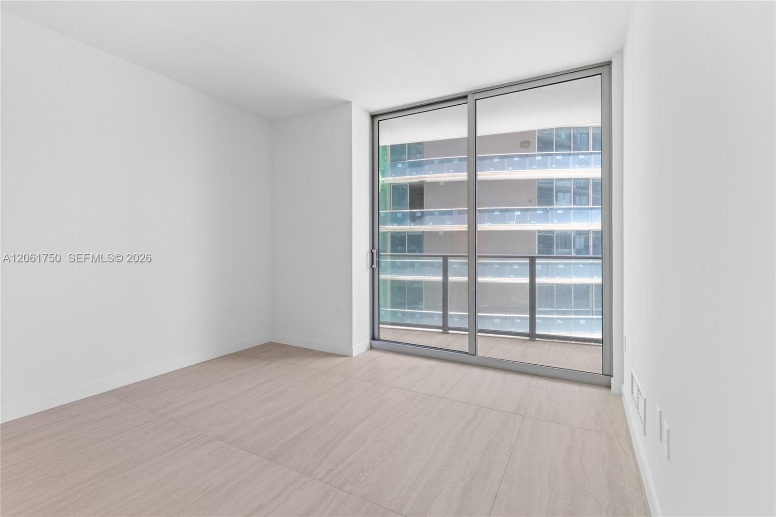 77 SE 5th Street # 2205, Miami, FL 33131 photo 12