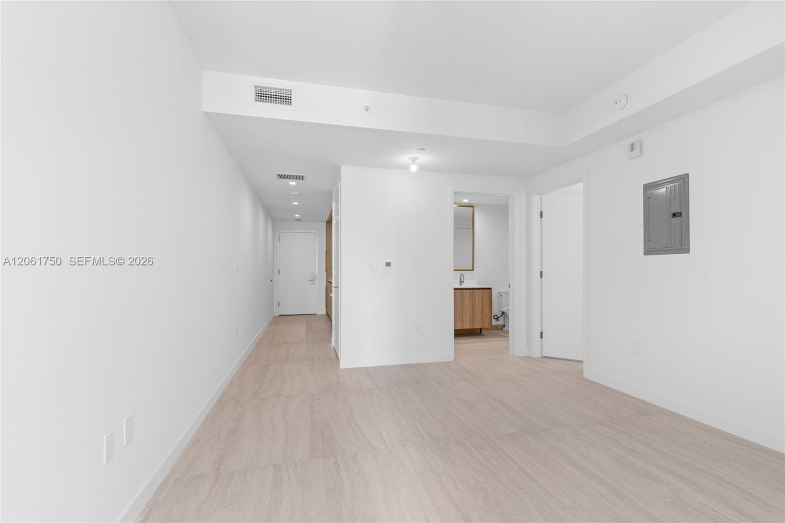 77 SE 5th Street # 2205, Miami, FL 33131 photo 7