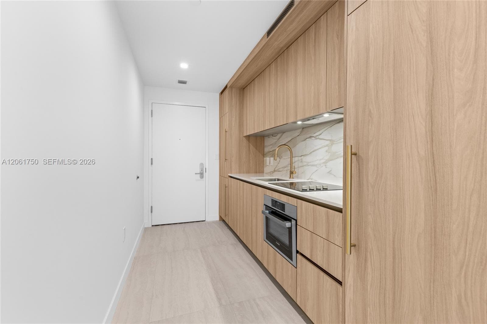 77 SE 5th Street # 2205, Miami, FL 33131 photo 8