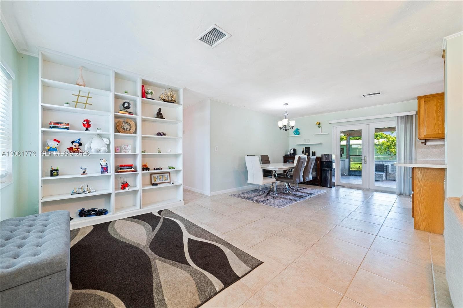 320 NE 59th Ct, Oakland Park, FL 33334 photo 7