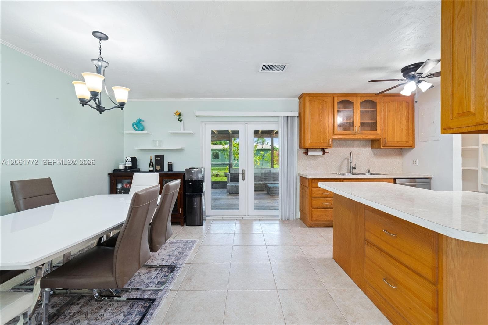 320 NE 59th Ct, Oakland Park, FL 33334 photo 9