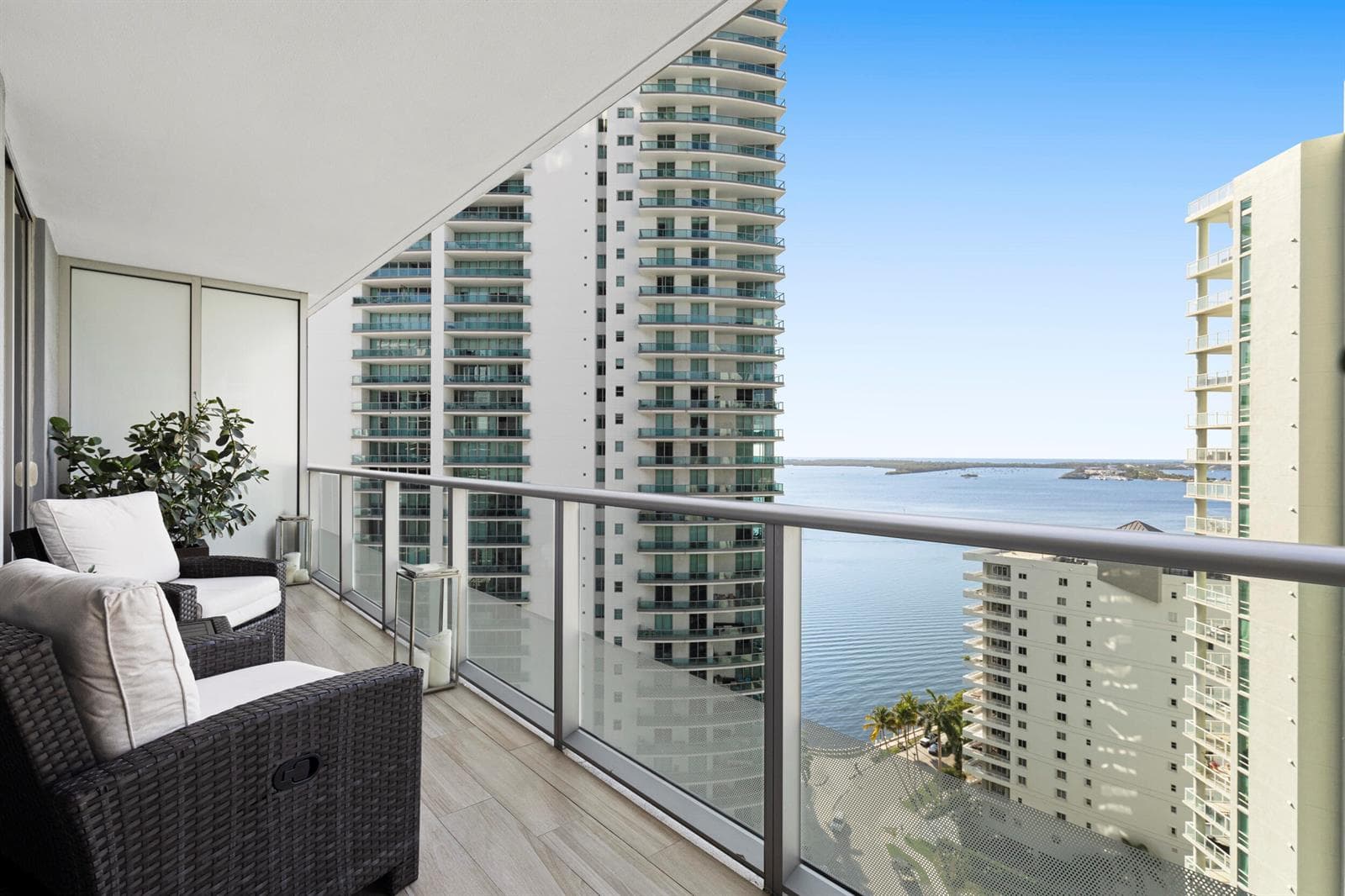1300 BRICKELL BAY # 2105, Miami, FL 33131 photo 13