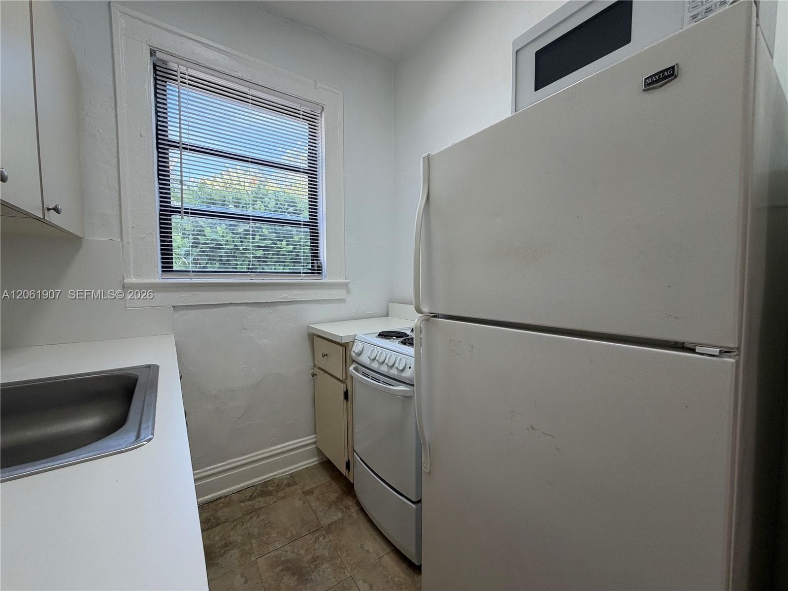 320 Mendoza Ave # 6, Miami, FL 33134 photo 6