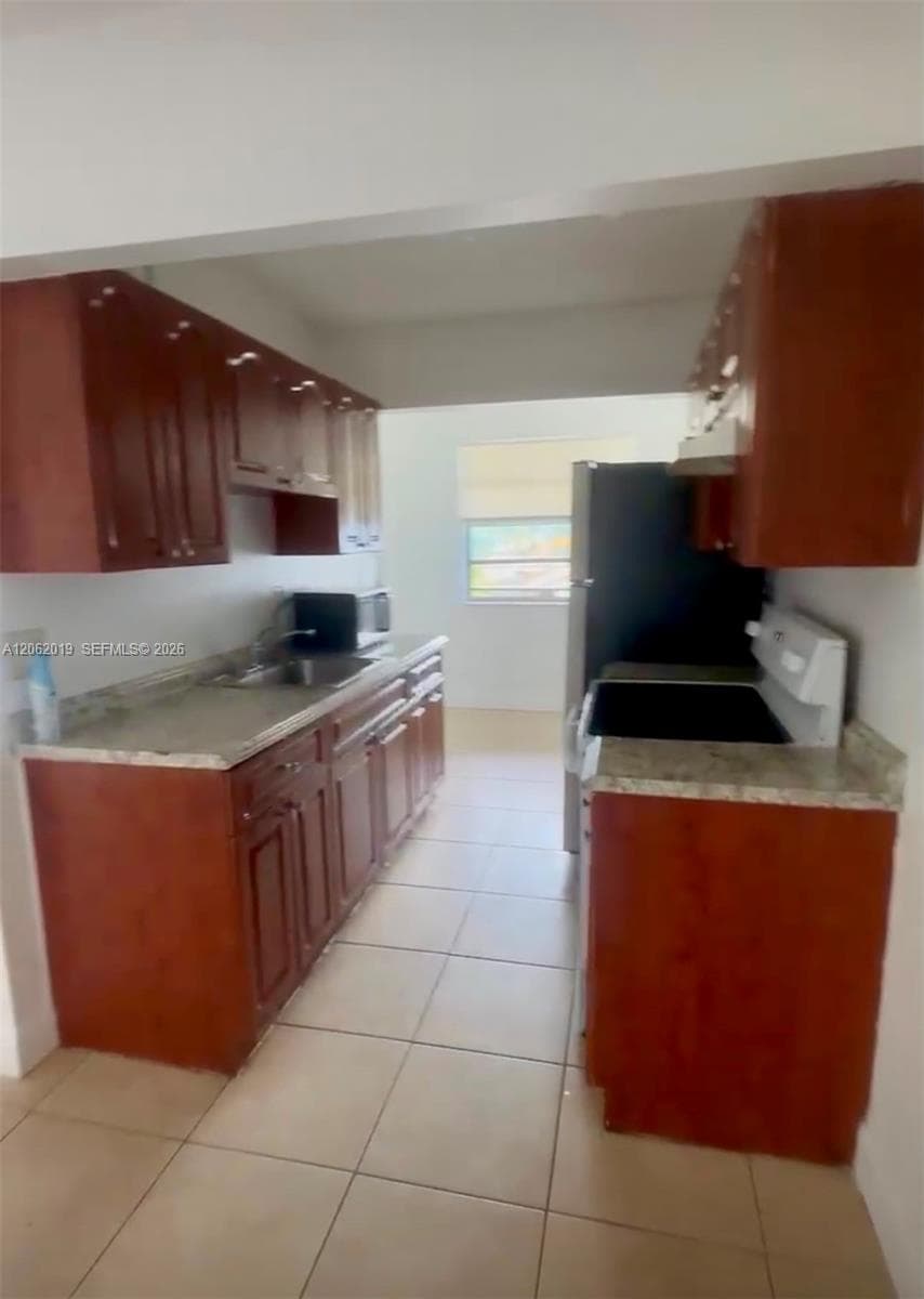 1100 NE 1st Ct # 308, Hallandale Beach, FL 33009 photo 10