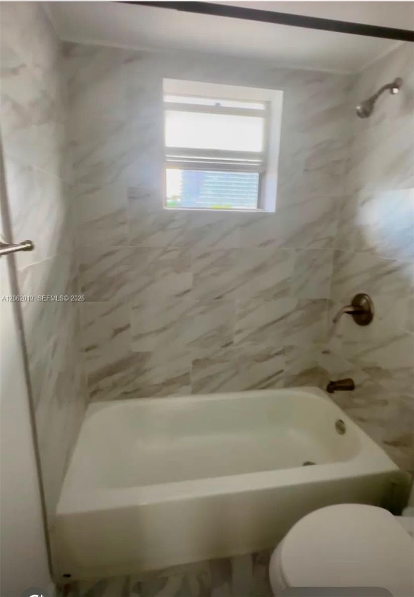 1100 NE 1st Ct # 308, Hallandale Beach, FL 33009 photo 8