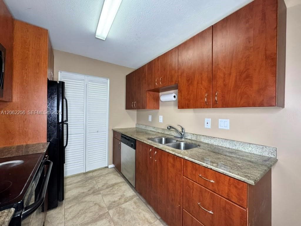 8749 NW 39th St # 8749, Sunrise, FL 33351 photo 6