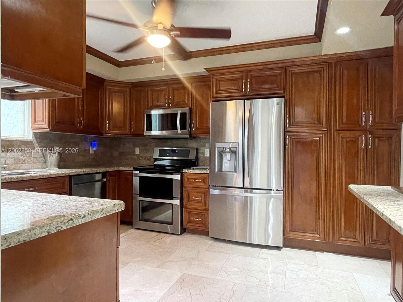383 SW 25th Rd, Miami, FL 33129 photo 11