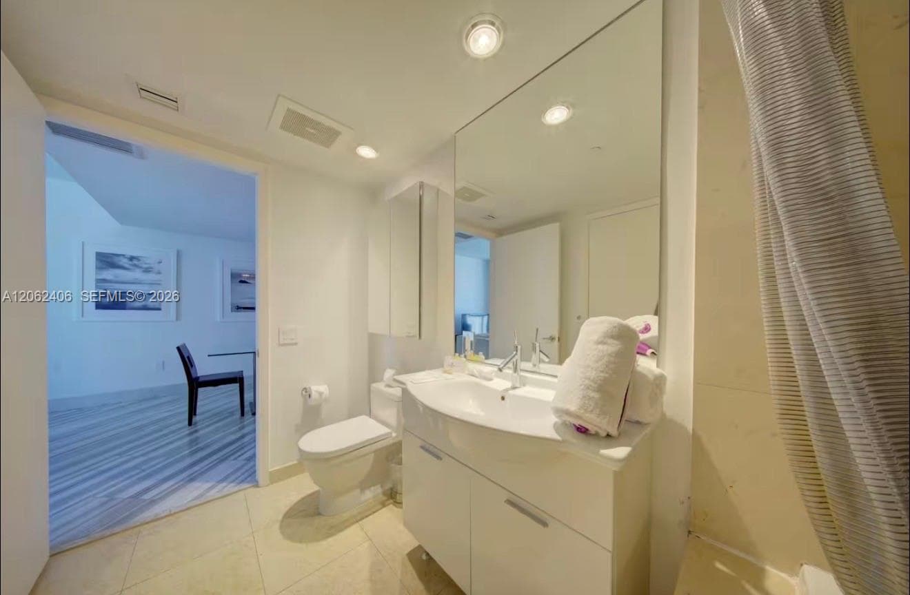 485 Brickell Ave # 4711, Miami, FL 33131 photo 13