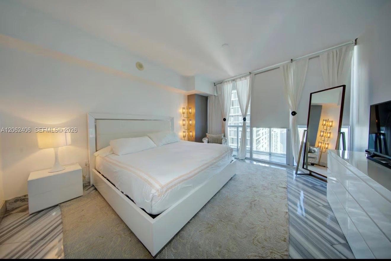 485 Brickell Ave # 4711, Miami, FL 33131 photo 9