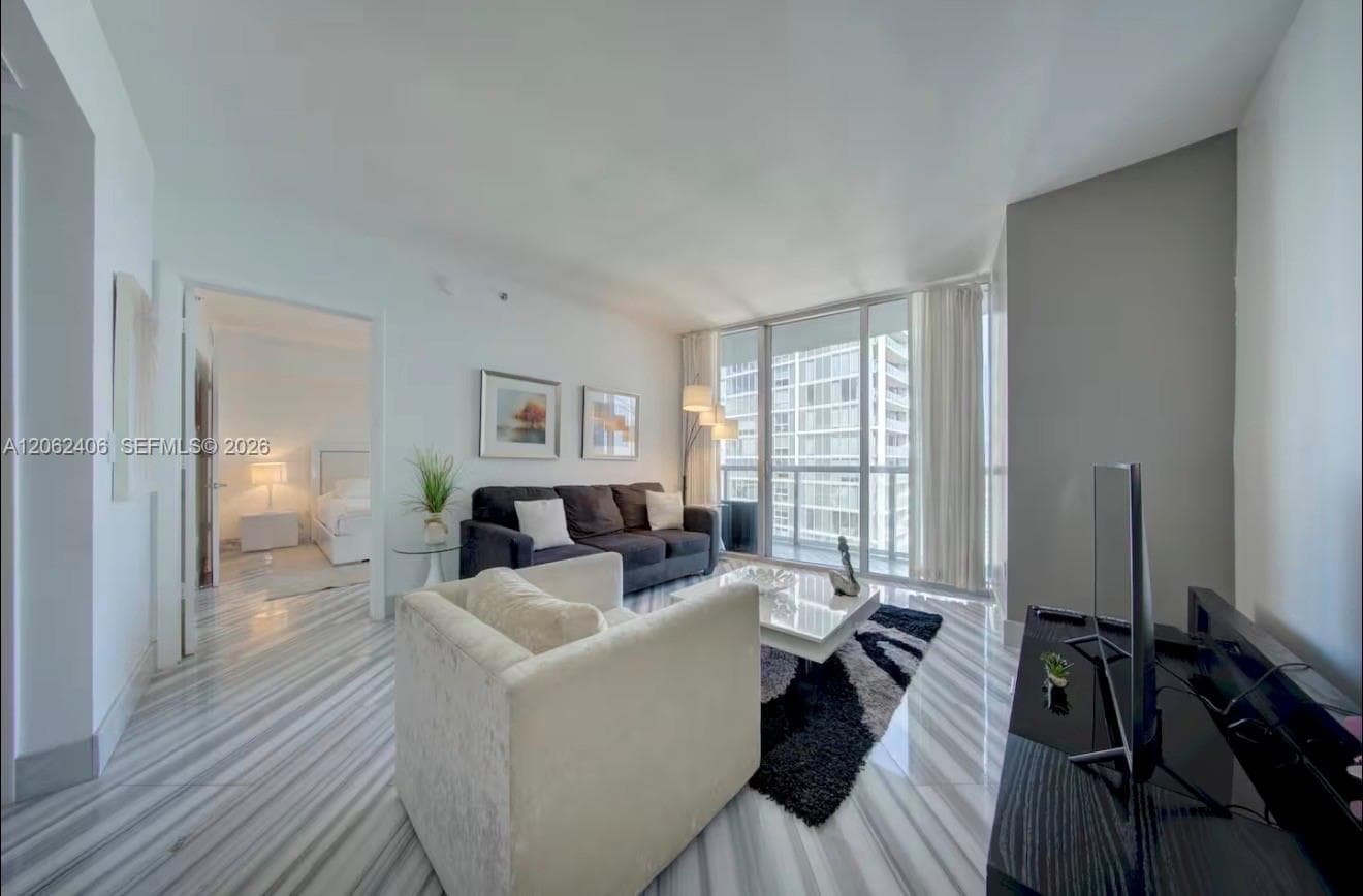 485 Brickell Ave # 4711, Miami, FL 33131 photo 8