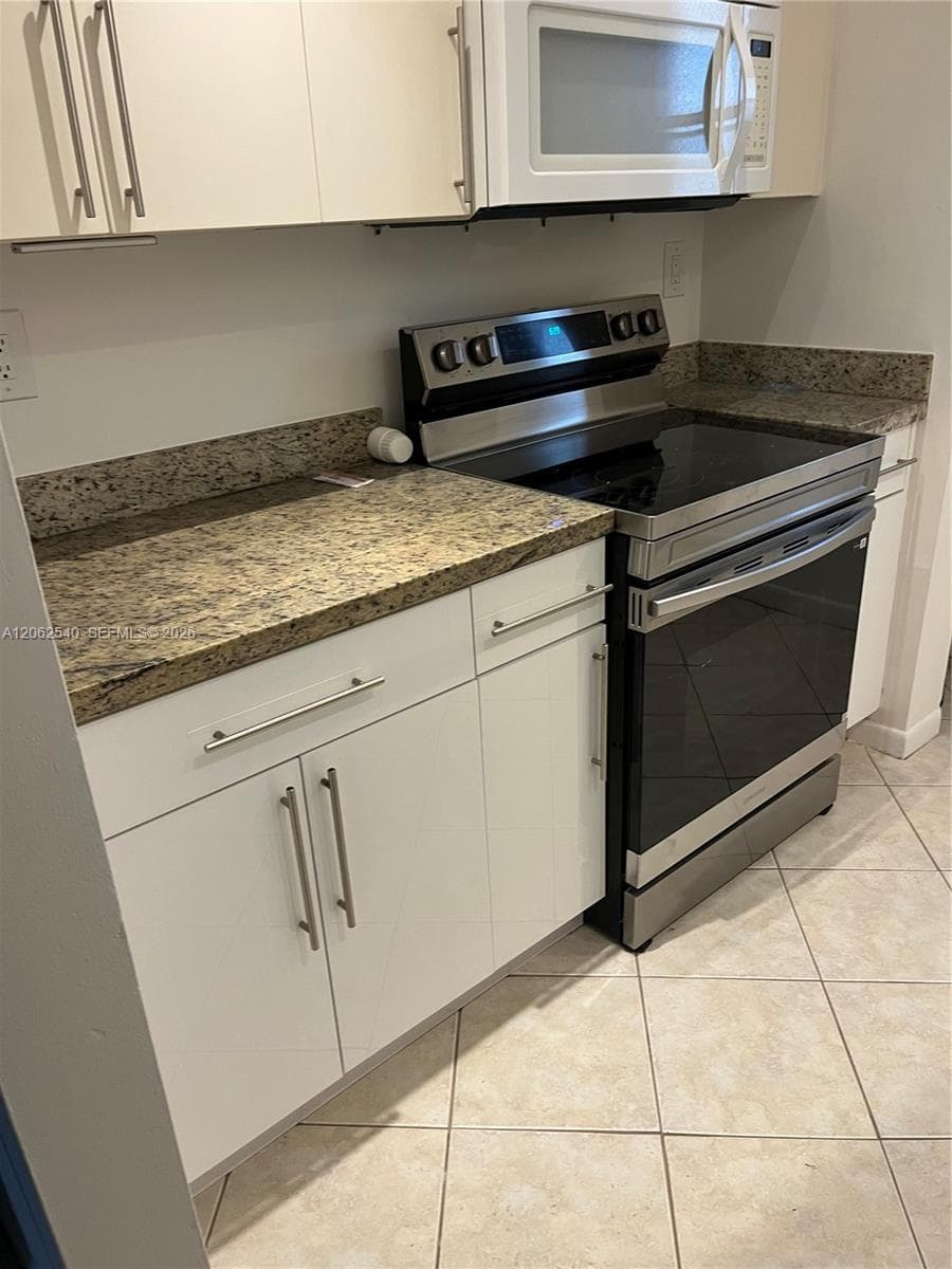 201 178th Dr # 202, Sunny Isles Beach, FL 33160 photo 6