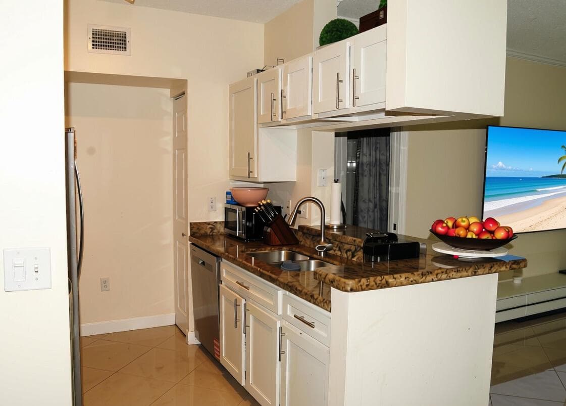 11685 W Atlantic Boulevard # 923, Coral Springs, FL 33071 photo 2