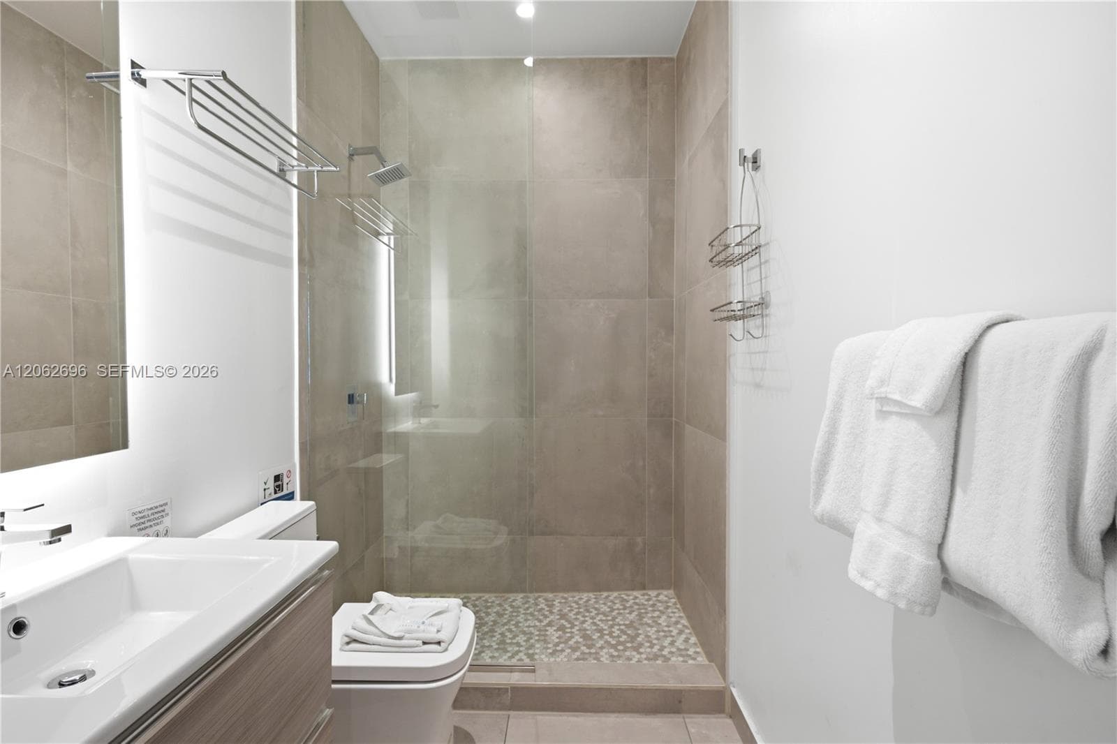 229 SW 9th St # 405, Miami, FL 33130 photo 8