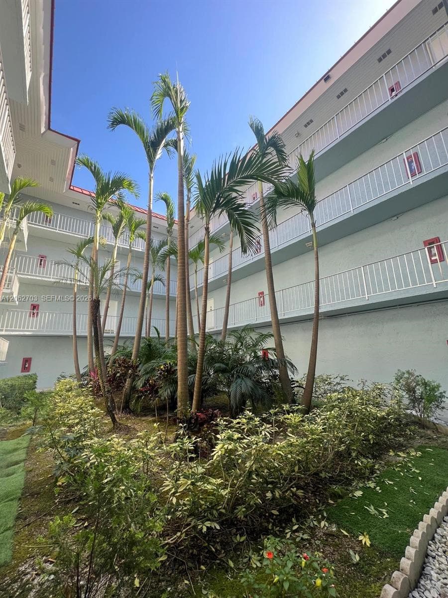 405 S Pine Island Rd # 401D, Plantation, FL 33324 photo 6