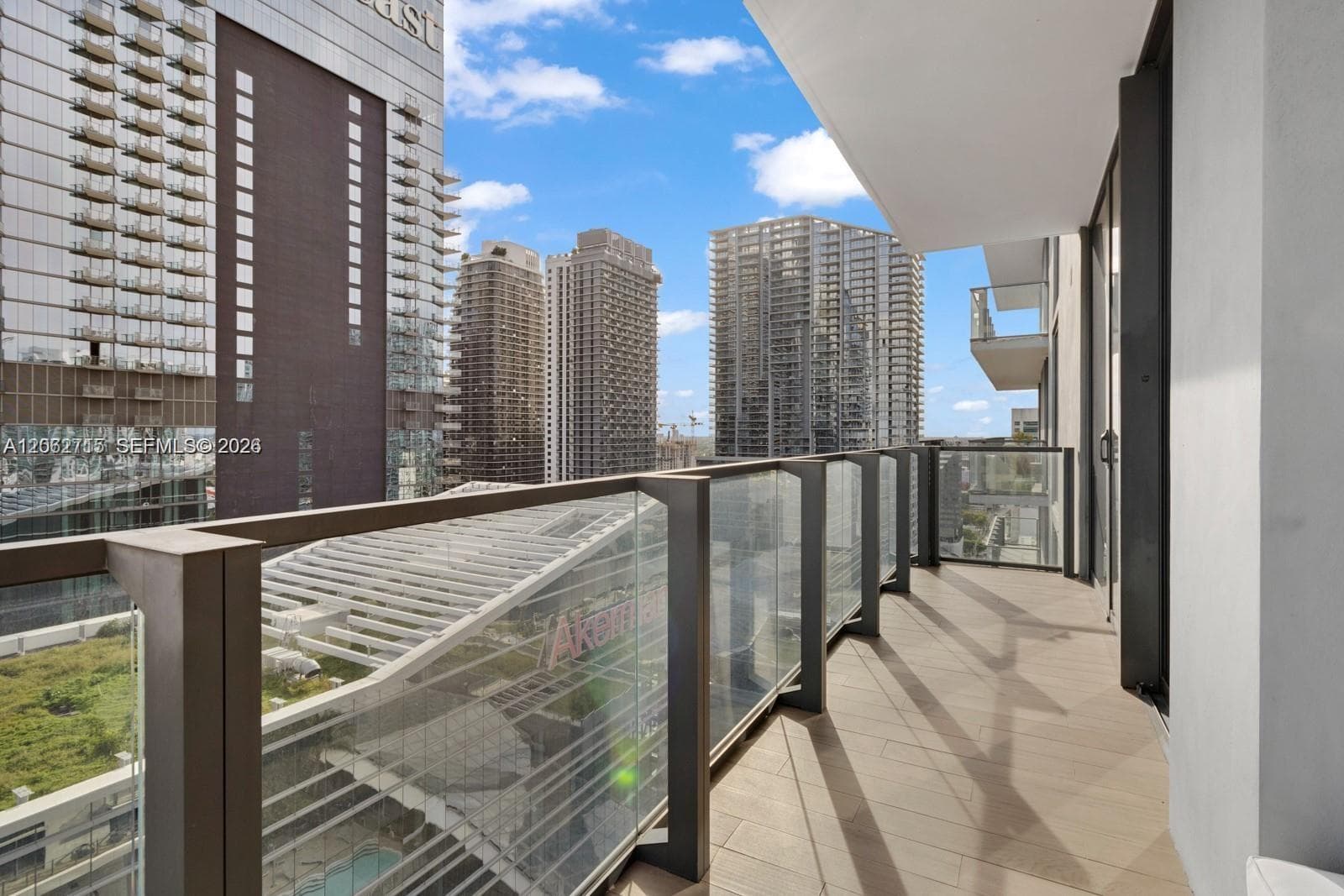68 SE 6th St # 2101, Miami, FL 33131 photo 8