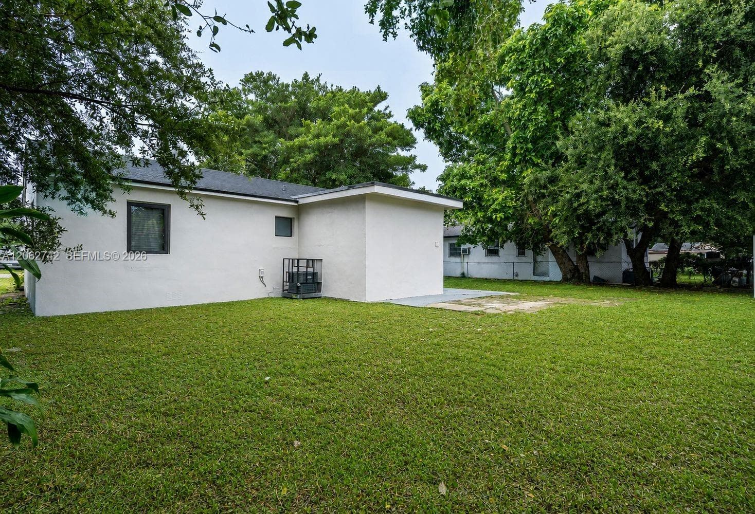 1067 NW 101st St, Miami, FL 33150 photo 13