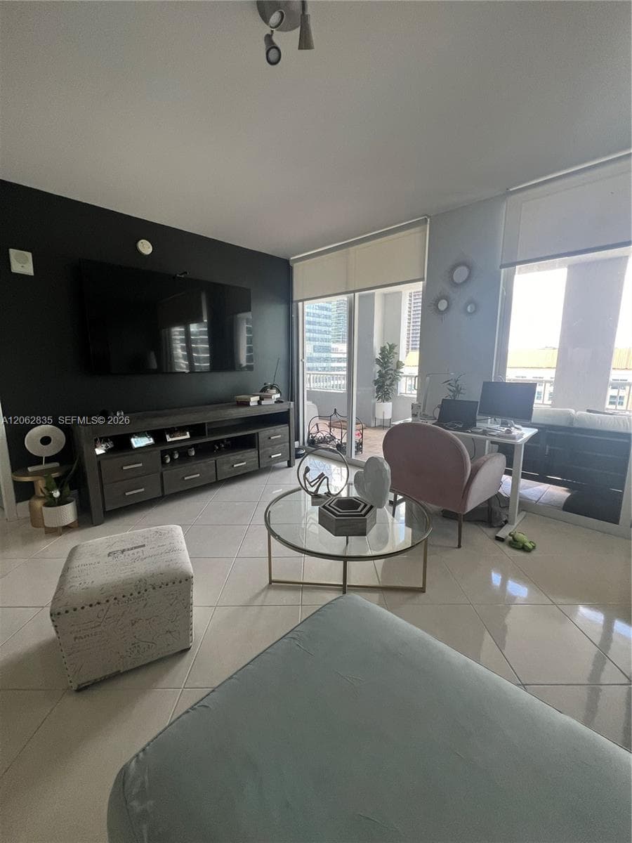 170 SE 14th St # 2007, Miami, FL 33131 photo 8