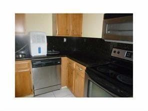 838 CRYSTAL LAKE Drive # 838, Deerfield Beach, FL 33064 photo 4