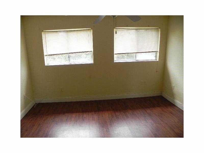838 CRYSTAL LAKE Drive # 838, Deerfield Beach, FL 33064 photo 8