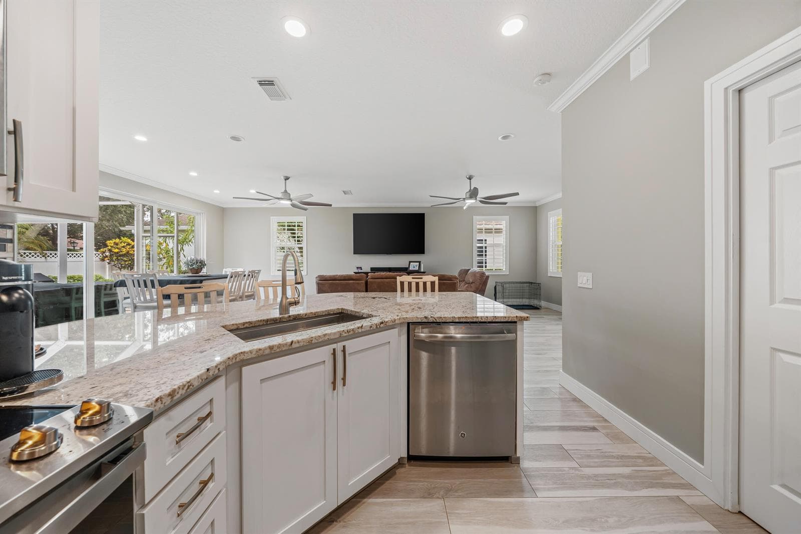 142 Newcastle Drive, Jupiter, FL 33458 photo 9