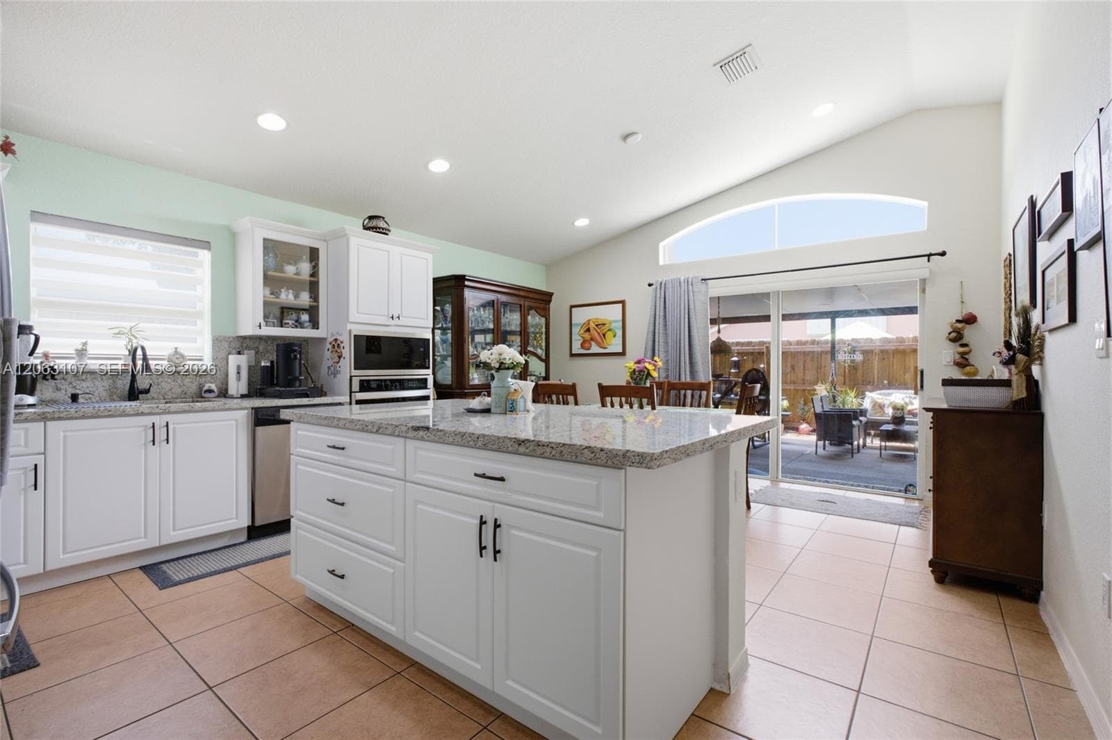 2065 SE 14th St, Homestead, FL 33035 photo 10