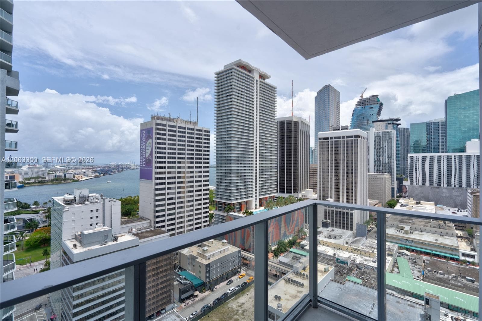 227 NE 2nd St # 2500, Miami, FL 33132 photo 2