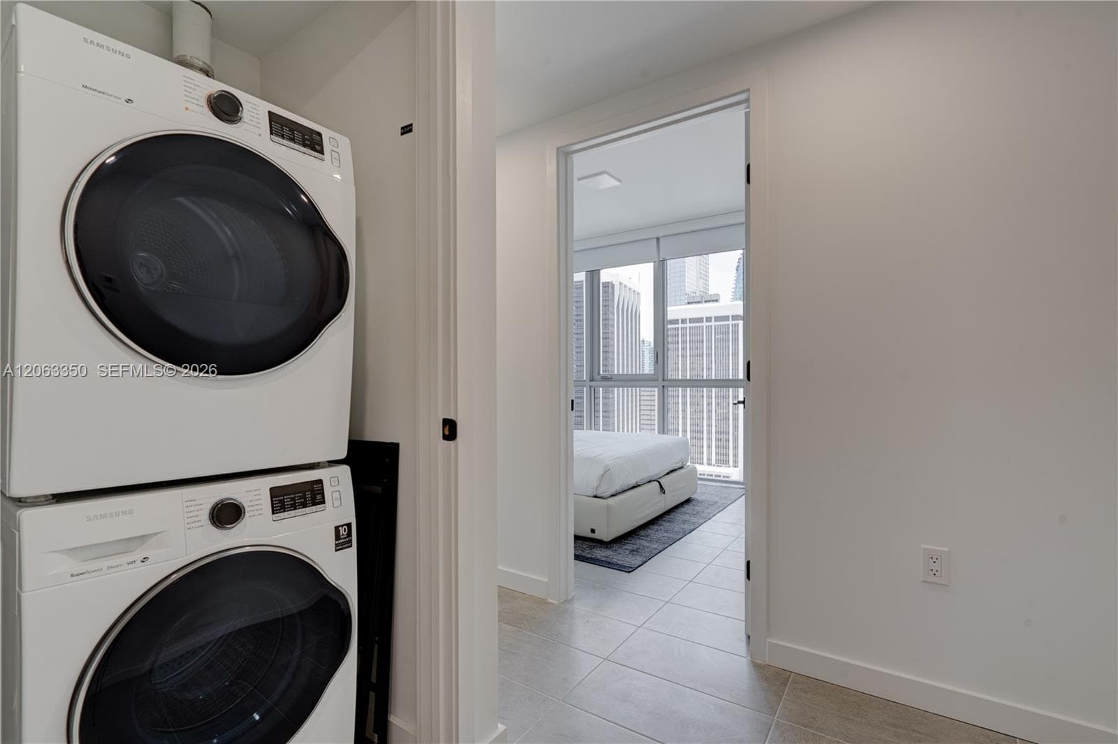 227 NE 2nd St # 2500, Miami, FL 33132 photo 12