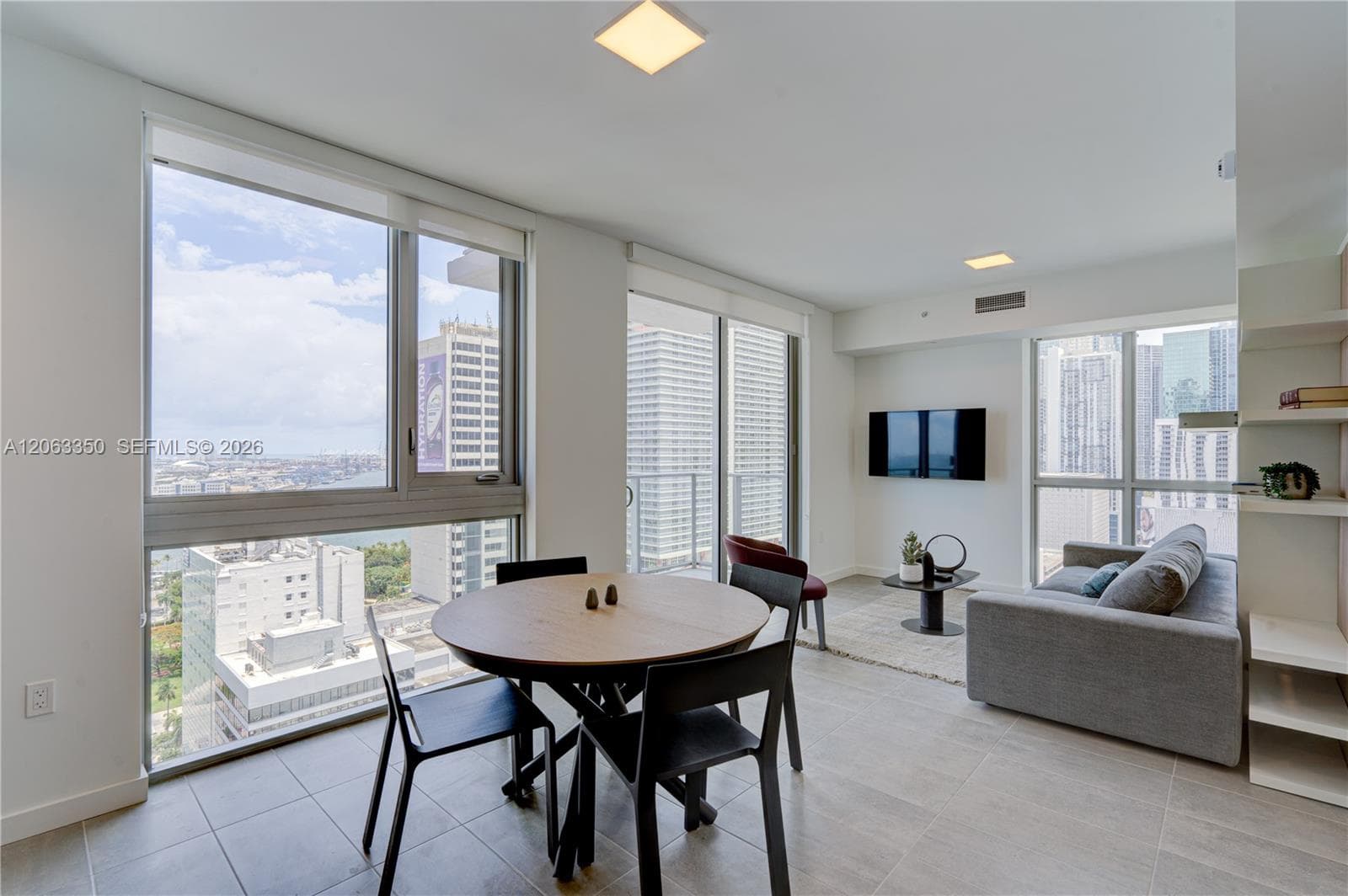 227 NE 2nd St # 2500, Miami, FL 33132 photo 8