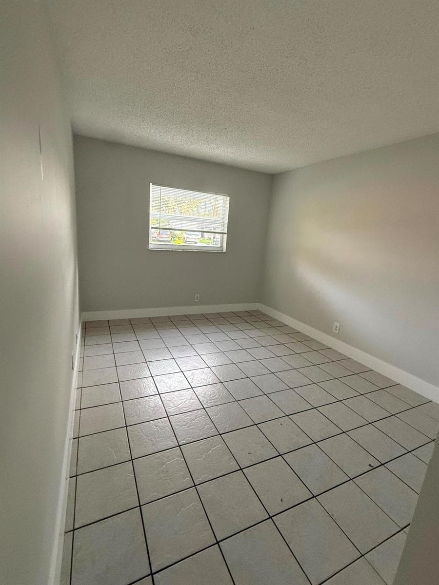 313 SW 1ST Court # L-3, Pompano Beach, FL 33060 photo 13