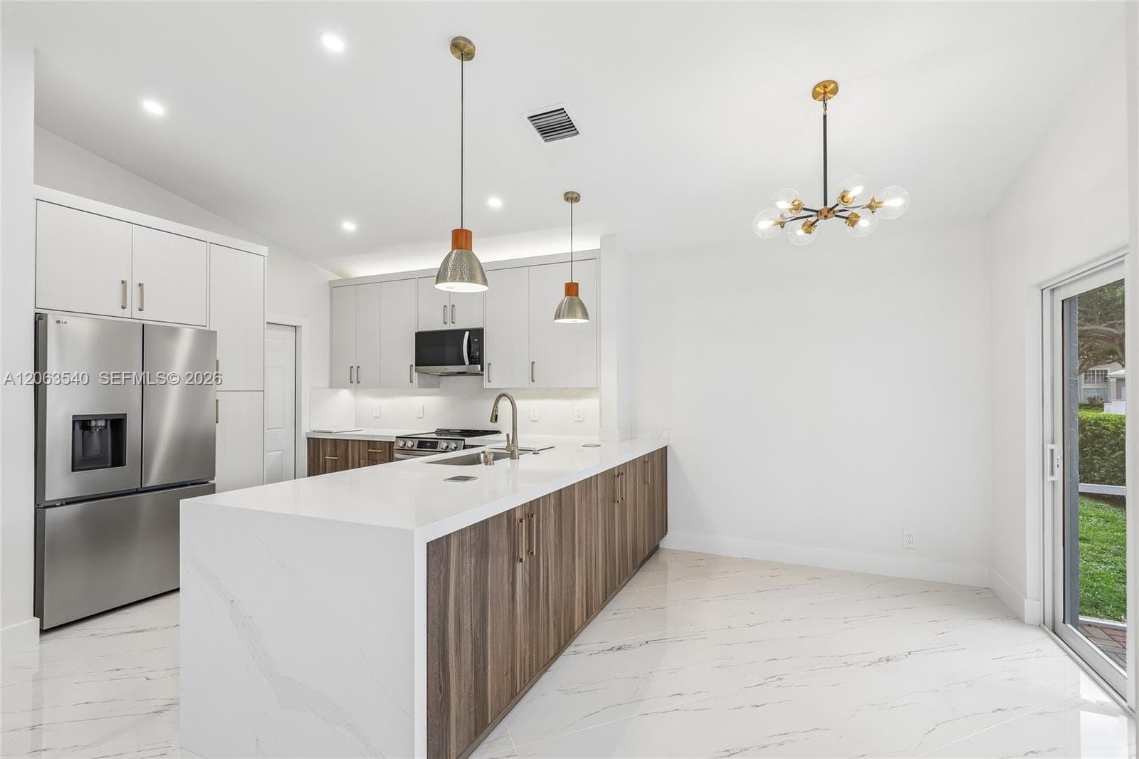 9613 NW 8th Cir, Plantation, FL 33324 photo 6
