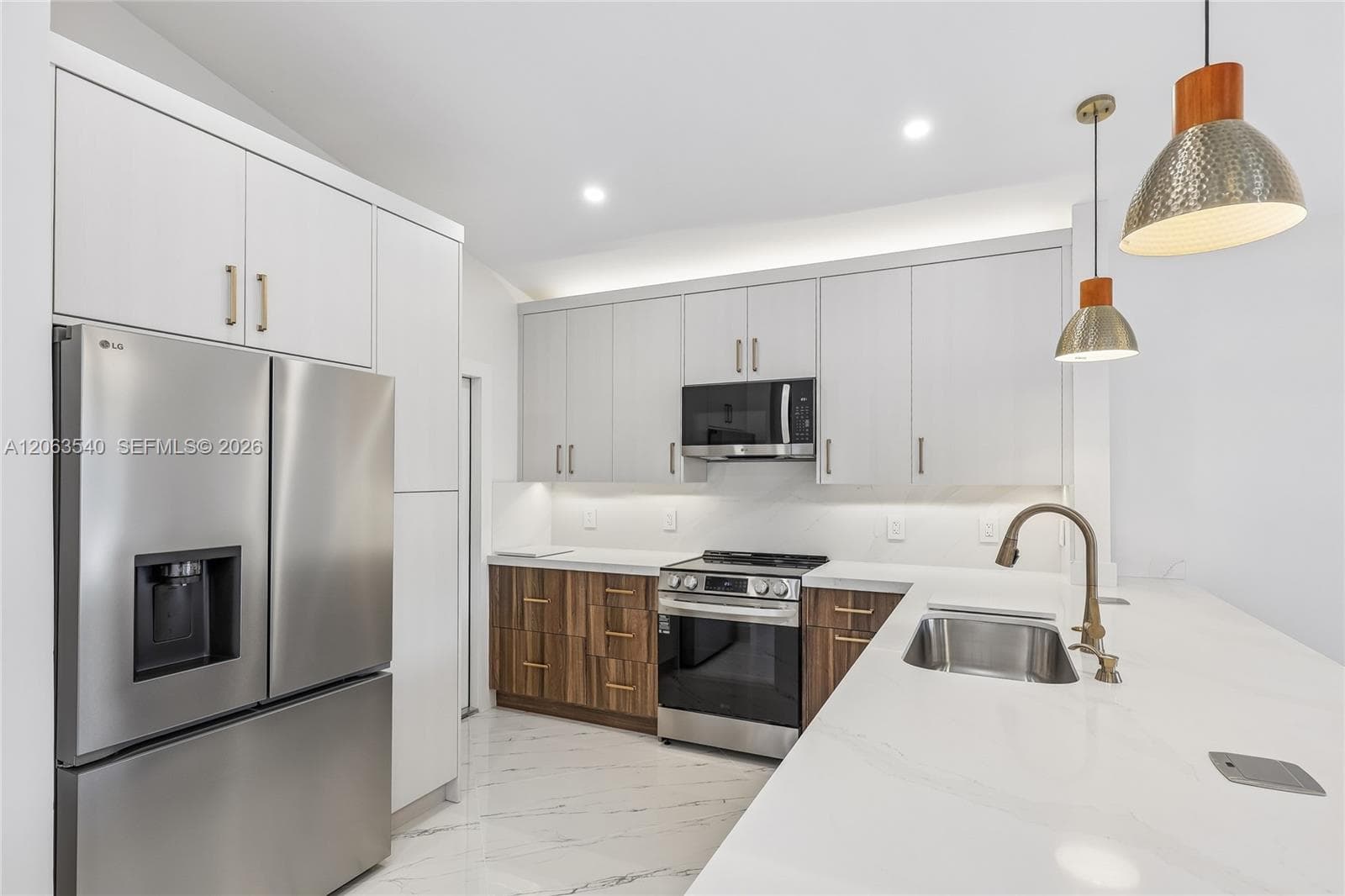9613 NW 8th Cir, Plantation, FL 33324 photo 9