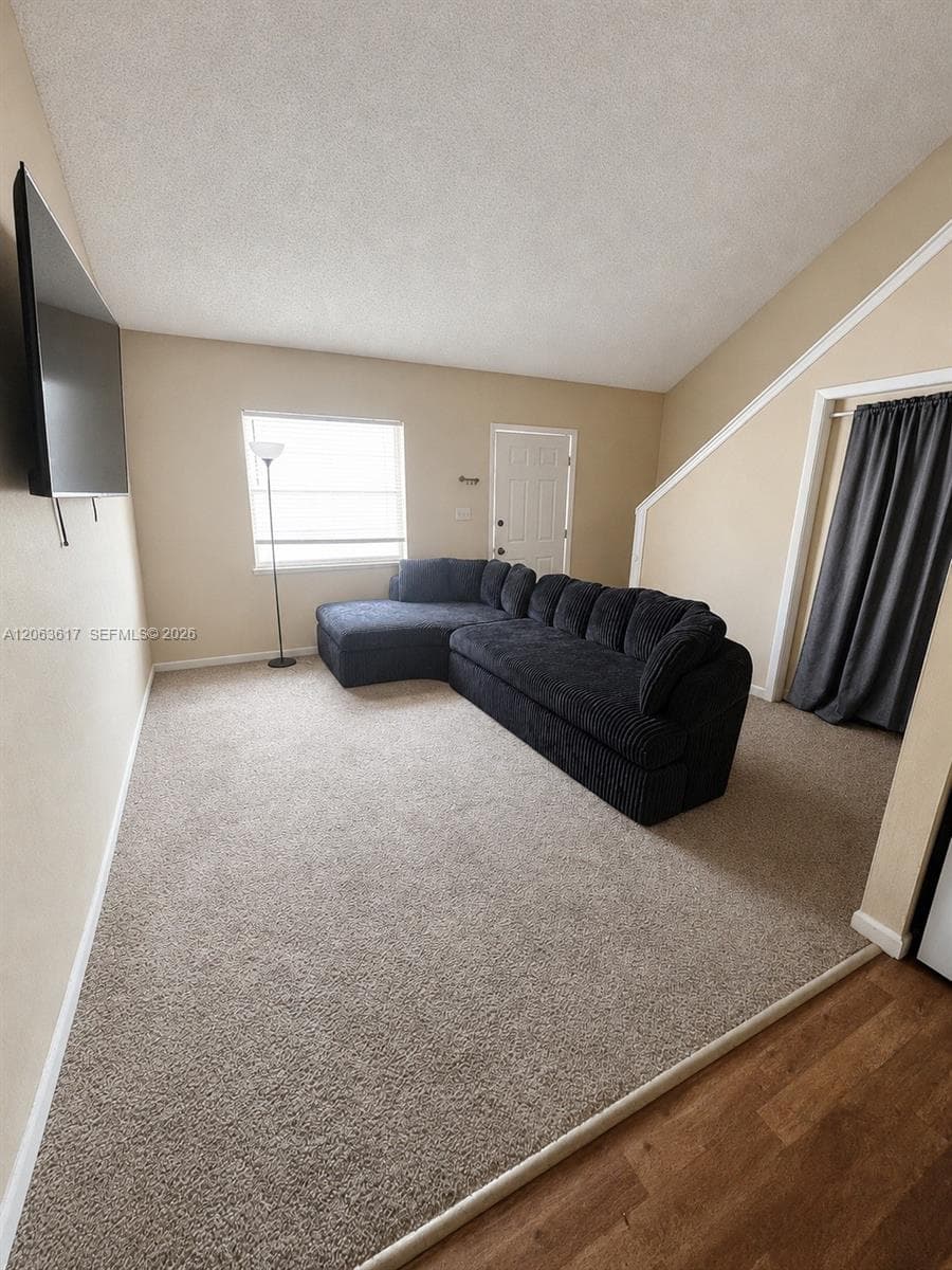 2008 S 10th St # C, Fort Pierce, FL 34950 photo 2