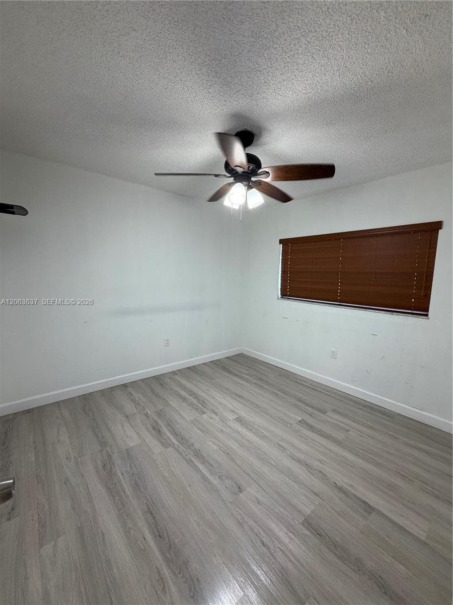 7878 W 29th Ln # 202, Hialeah, FL 33018 photo 11