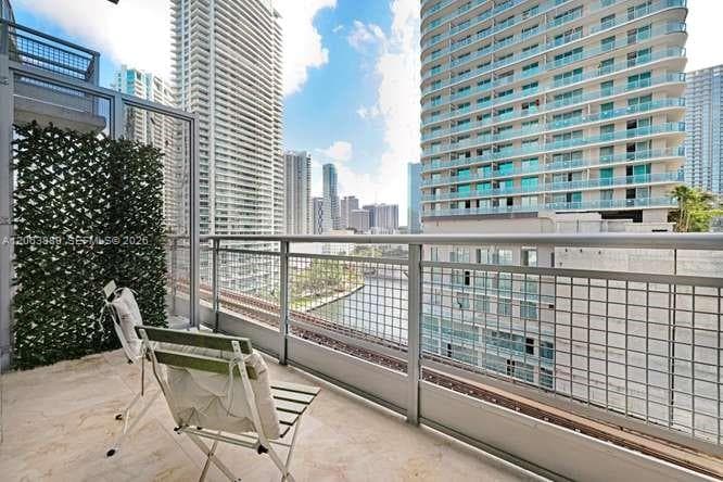 690 SW 1st Ct # 1506, Miami, FL 33130 photo 7