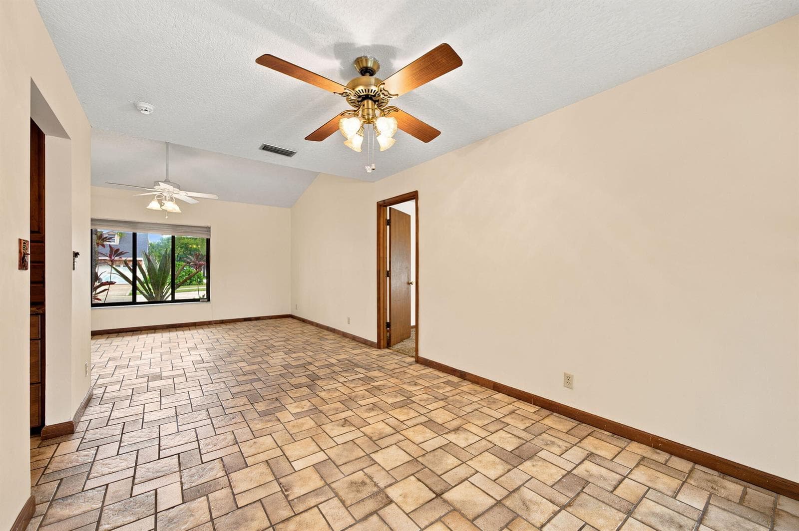 1120 NW 77TH Avenue, Plantation, FL 33322 photo 11
