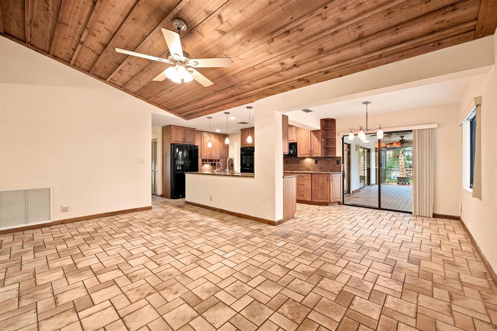 1120 NW 77TH Avenue, Plantation, FL 33322 photo 8
