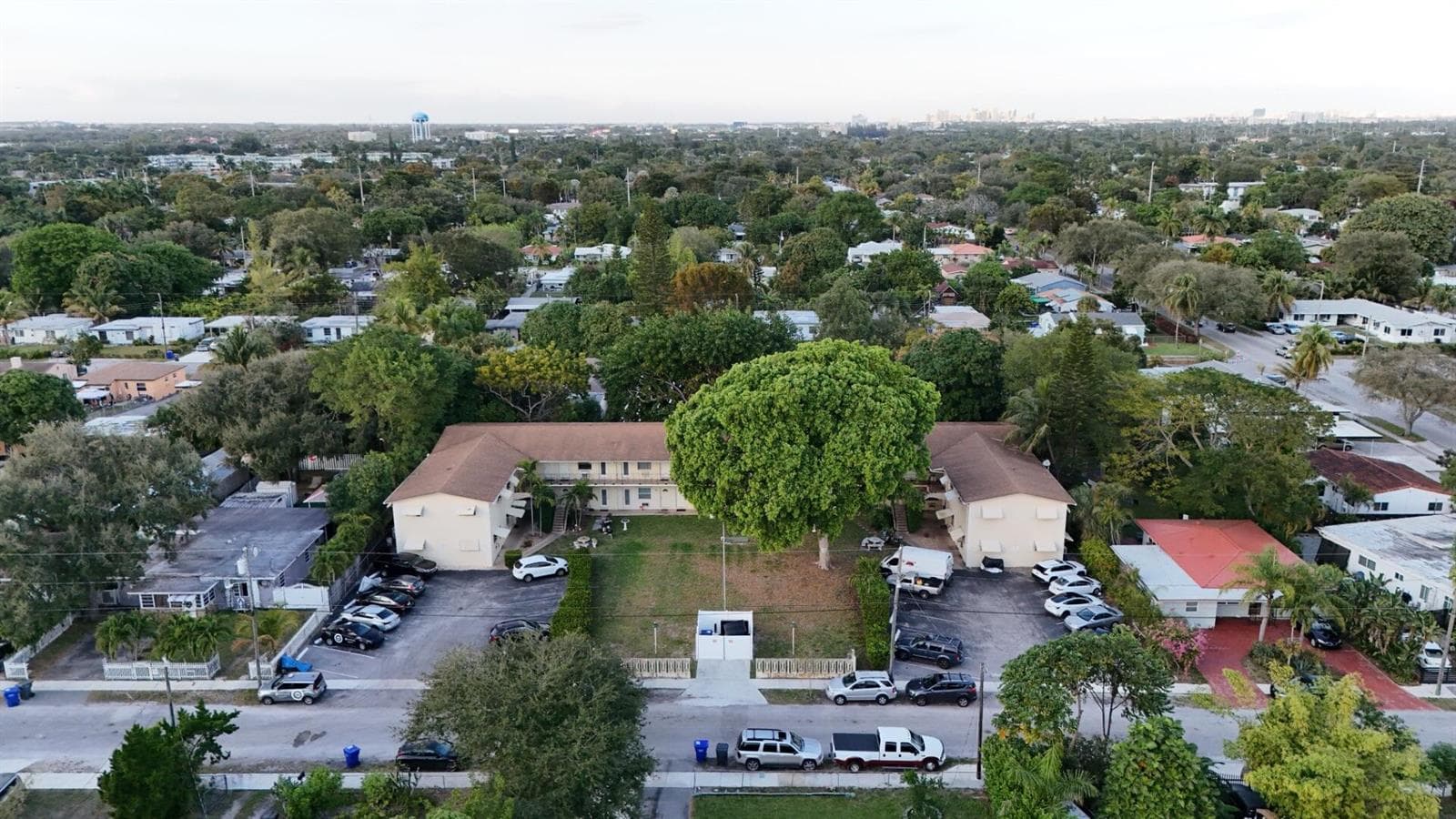 2621 Grant Street # 10A, Hollywood, FL 33020 photo 13