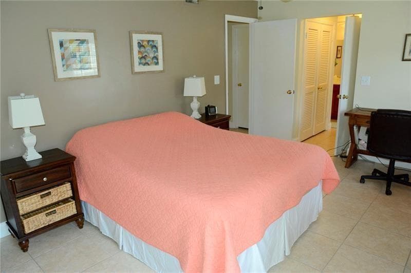6499 BAY CLUB Drive # 2, Fort Lauderdale, FL 33308 photo 8