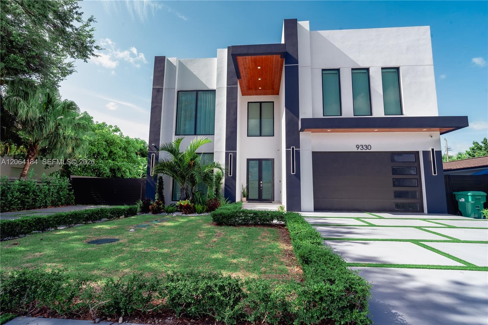 9330 SW 34th St, Miami, FL 33165 photo 2